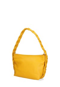 Borsa a tracolla in pelle gialla con manico intrecciato, caratterizzata da una superficie liscia e chiusura con zip. Forma angolare senza motivi visibili o hardware.
