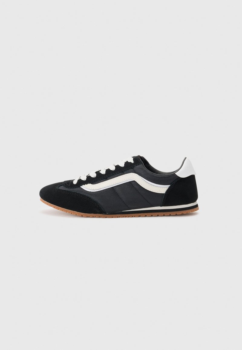 Vans SUPER LOWPRO lace black/white/black