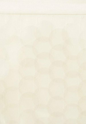 Tissu beige avec un motif répétitif subtil d'hexagones et de pentagones créant un léger effet texturé.