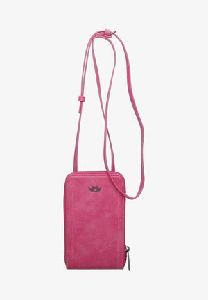 Różowa torba na ramię wykonana z materiału przypominającego zamsz, charakteryzująca się prostokątnym kształtem, zamknięciem na zamek błyskawiczny oraz akcentowanym logo z przodu.