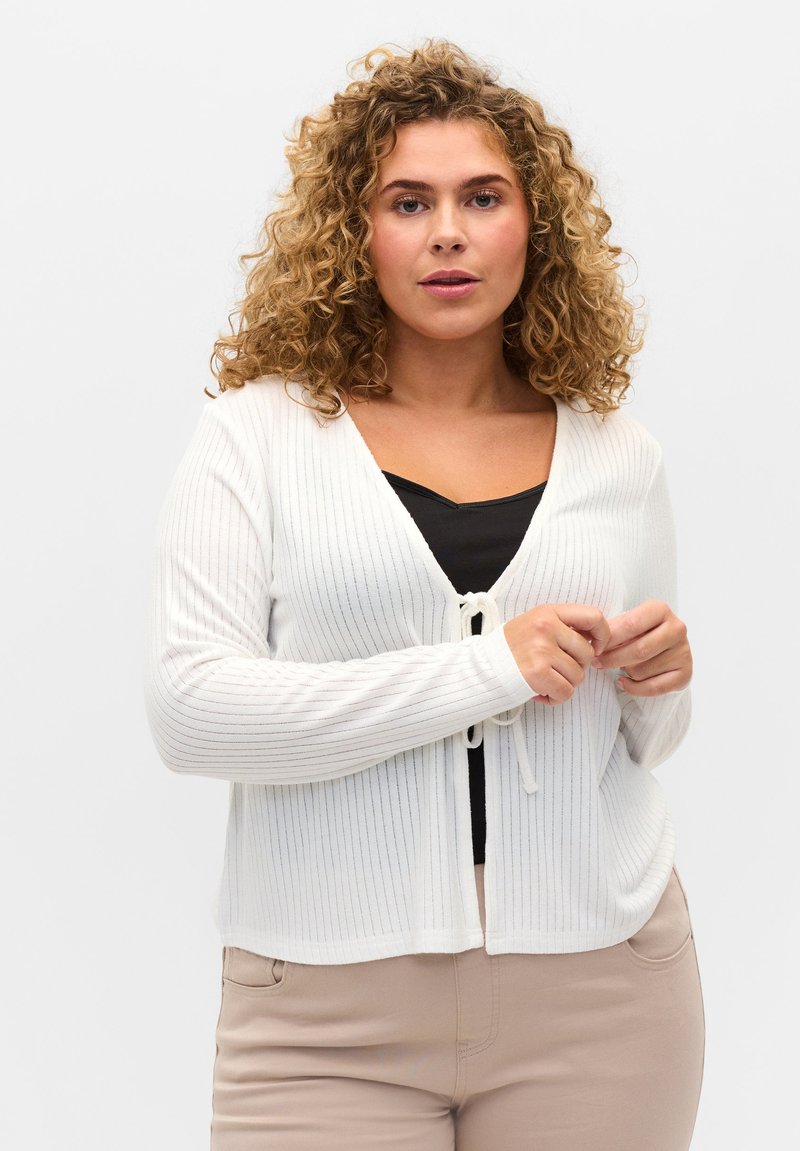 Damen Strickjacken | Zizzi WITH TIE-STRING Strickjacke white/weiß - VF18002 Damen Strickjacken | Zizzi WITH TIE-STRING Strickjacke white/weiß - VF18002