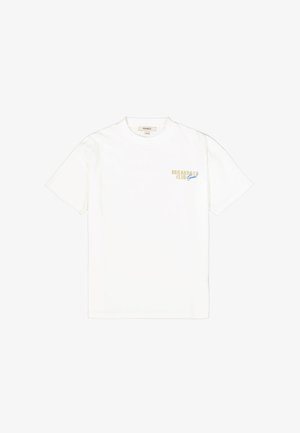 Weißes Baumwoll-T-Shirt mit kurzen Ärmeln und rundem Ausschnitt; "BREAKFAST CLUB" in Gelb und Blau auf der linken Brustseite gedruckt.