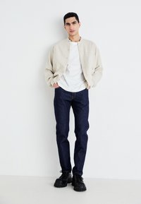 Thumbnail Image 5