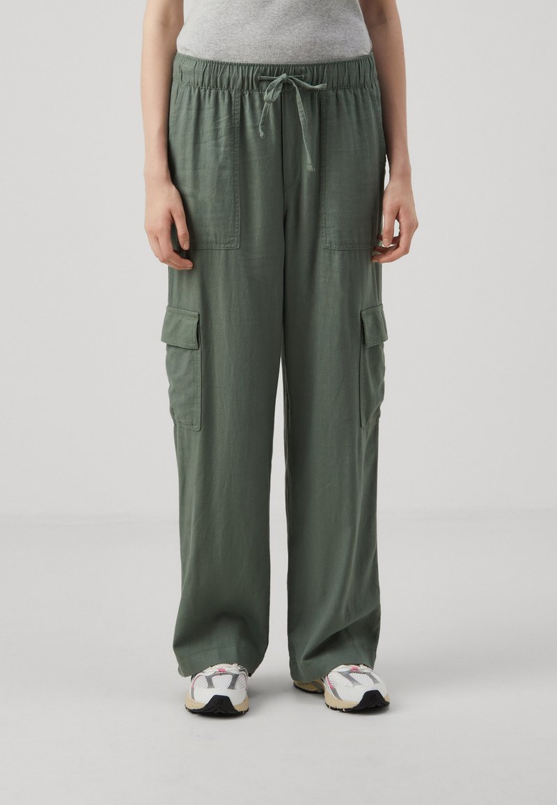 GAP PULL ON - Hlačami s stranskimi žepi - laurel wreath