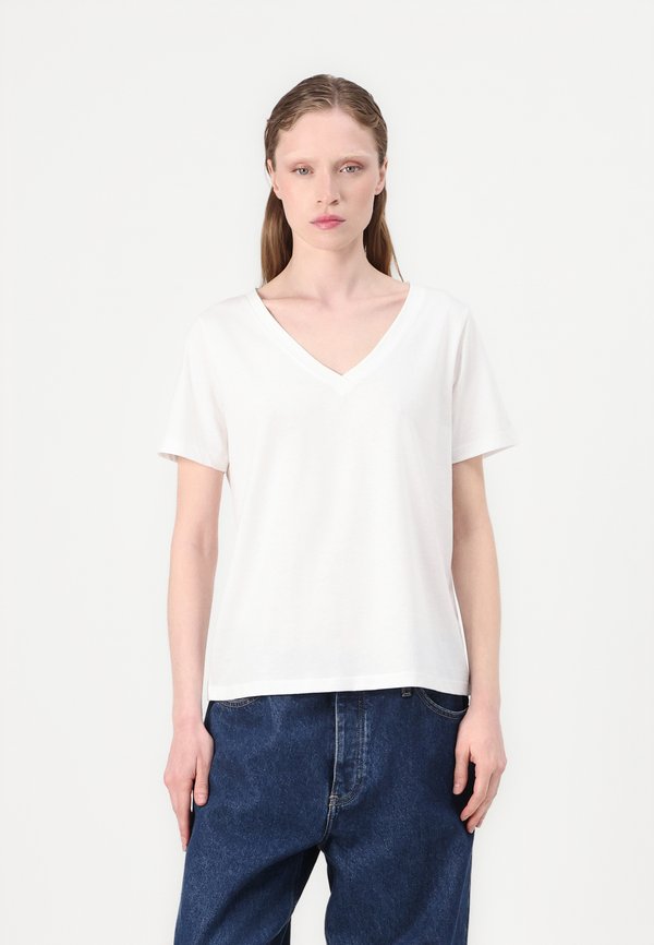 SMOOTH V NECK TEE - Basic T-shirt