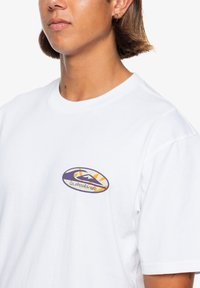 Quiksilver RETRO LINK SS - Print T-shirt - white