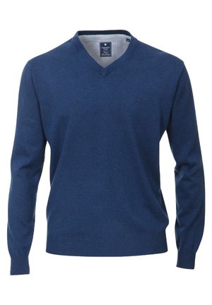 Granatowy sweter męski z dekoltem w serek, długimi rękawami oraz ściągaczami na mankietach i dole, z paskowym detalem przy wewnętrznym kołnierzu.