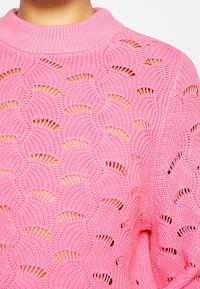 Selected Femme Stickad tröja - pink