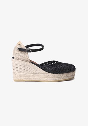 LOVINA - Obuv na platformovom opätku - black