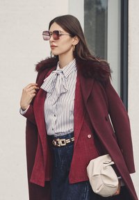 Rinascimento Cappotto classico - red