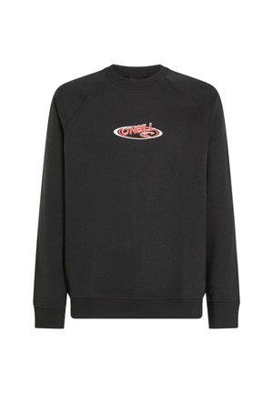 Musta raglan-hihoilla varustettu huppari. Rinnan kohdalla punavalkoinen graafinen logo. Valmistettu pehmeästä, teksturoidusta materiaalista.