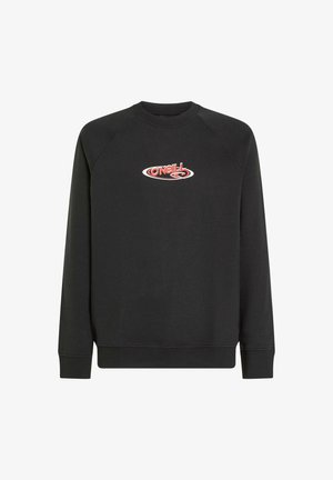 Musta raglan-hihoilla varustettu huppari. Rinnan kohdalla punavalkoinen graafinen logo. Valmistettu pehmeästä, teksturoidusta materiaalista.