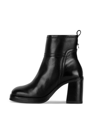 Augstpapēžu puszābaki - black