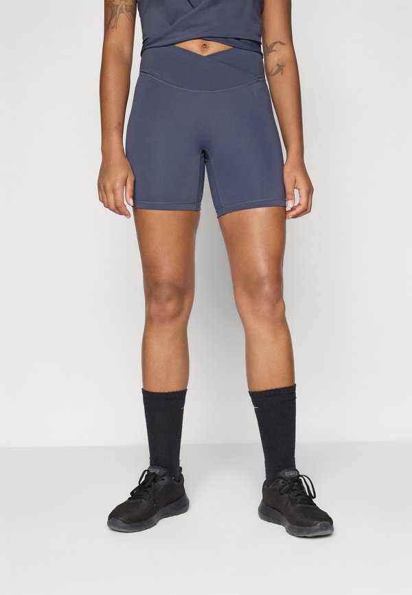 STUDIO CROSS SHORTS - Leggings - odyssey gray