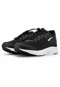 Svarta sportskor med en texturerad ovandel, vit sula och elastiska snören. Har en reflexlogotyp och en dämpad sula.