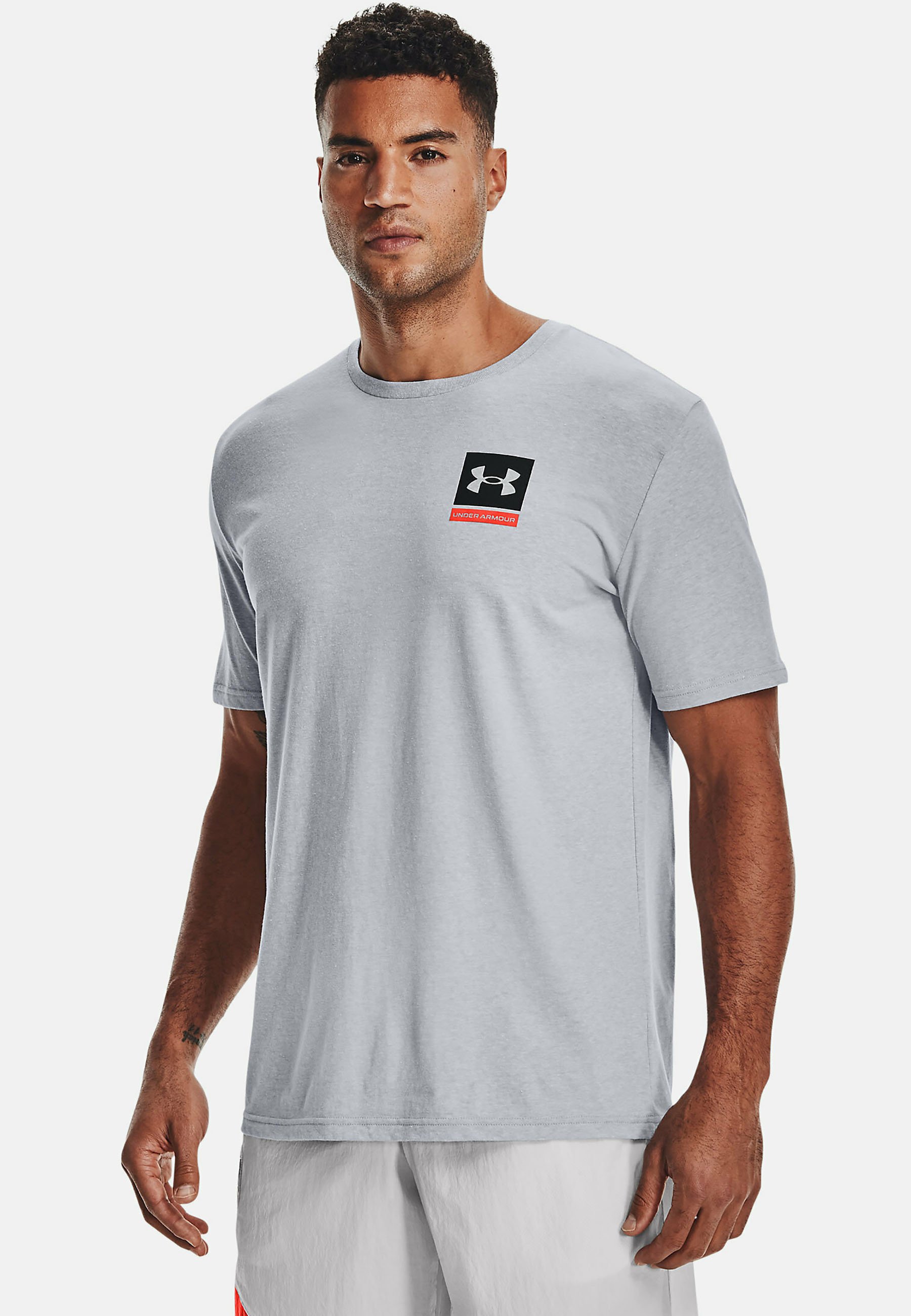 under armour basic tee