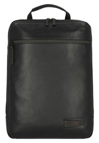 Sac à dos pour ordinateur portable en cuir noir avec texture granuleuse. Il dispose d'une poignée supérieure, d'une poche avant zippée et d'un accent métallique avec logo.