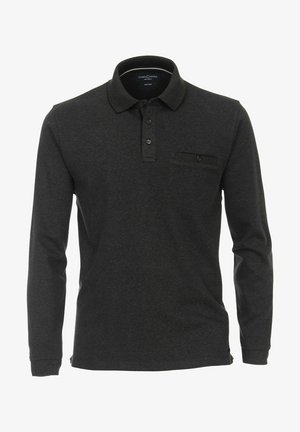 Koszula polo z długim rękawem w ciemnoszarym kolorze, z guzikiem przy kołnierzy, pojedynczą kieszenią na piersi oraz tkaniną wzmacniającą trwałość, co ułatwia pielęgnację.