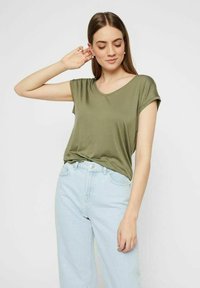 Pieces PCBILLO TEE SOLID - Basic póló - deep lichen green
