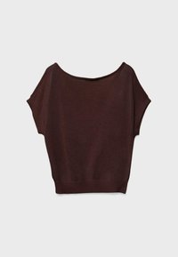 Haut tricoté à manches courtes de couleur brun foncé avec un large col bateau et un ourlet côtelé ajusté, présenté à plat sur un fond clair.