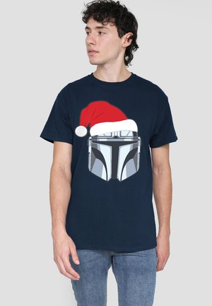 THE MANDALORIAN MANDO CHRISTMAS SANTA HAT - Print T-shirt - dark blue