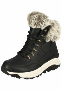 Bota de senderismo sintética negra con cuello de piel sintética, punta redonda, ojetes de metal y suela texturizada para tracción. Acento de entresuela blanca.