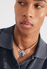 Pilgrim LIGHT NECKLACE UNISEX - Náhrdelník - silver-coloured