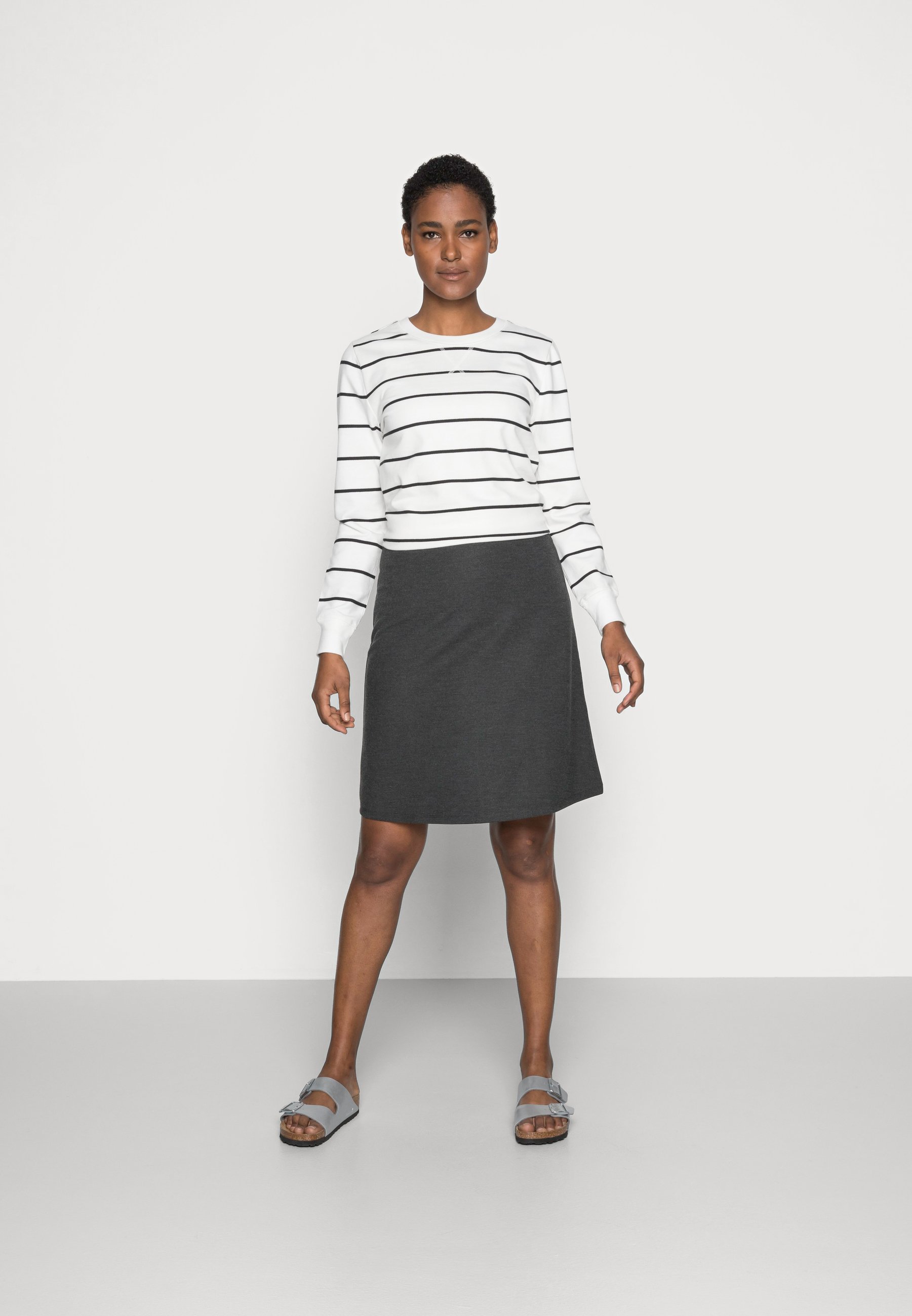 Femme Jupe trapèze Femme Jupe trapèze