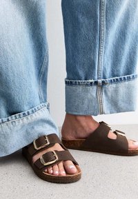New Look FAUX SUEDE BUCKLED STRAP - Sandalias - rust