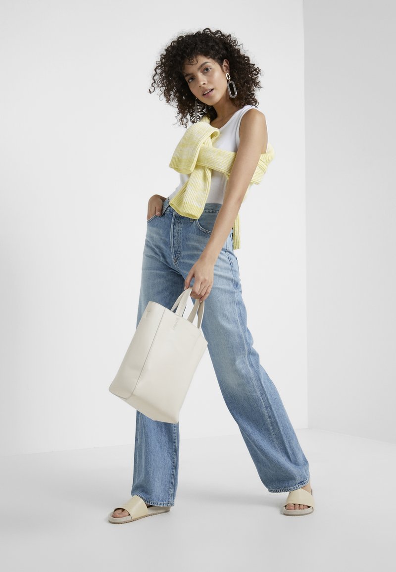 Citizens Of Humanity Annina Relaxed Fit Jeans Tularosa Light Blue Denim Zalando Co Uk