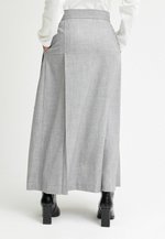 Next TEXTURED MIDI WRAP SKIRT - Wickelrock - grey/grau - Zalando.de 