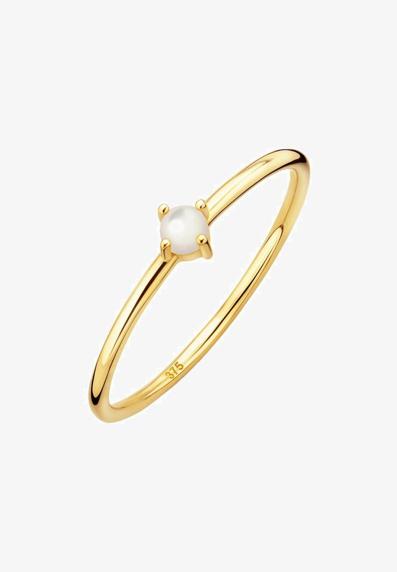Gold ring with a thin band featuring a central white pearl held by four prongs. Band is smooth and shiny with a hallmark.