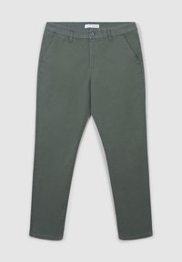 Ciemnozielone bawełniane spodnie o prostym kroju, z bocznymi kieszeniami, zapięciem na guzik oraz gładką fakturą. Bez widocznych wzorów czy akcentów.