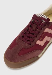 GANT BEYLANA - Sportbačiai - port wine/dusty pink
