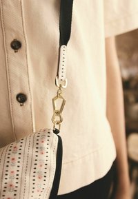 Cath Kidston TRAPEZIUM - Taška cez plece - rose stripe