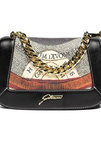 Borsa nera e decorata con una catena dorata e logo "Gallinoni" in oro in bella scrittura sulla parte anteriore.
