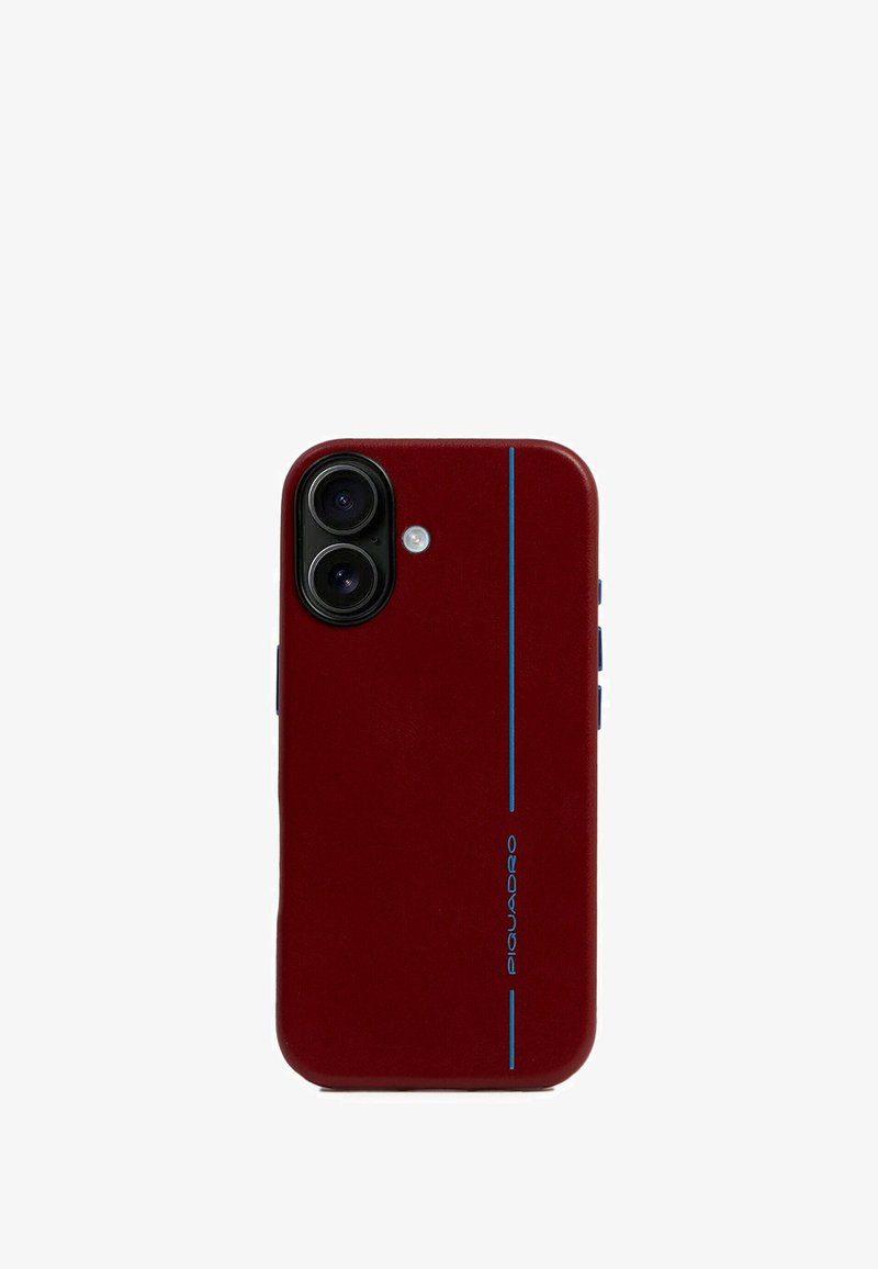 Rode telefoonhoes met een gladde textuur, twee ronde uitsparingen voor de camera, een klein lampje en een blauwe verticale streep aan één zijde.