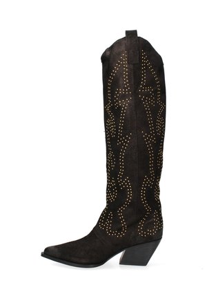 Botte haute en suède noir, ornée de motifs clous dorés, à bout pointu et à talon bloc, affichant un design de style Western distinctif.