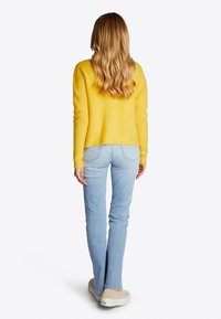 Rich & Royal Strickjacke - amber