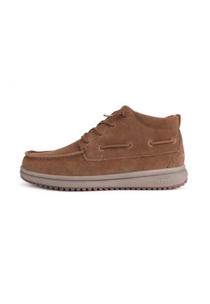 TIMOR SUEDE - Boat shoes - camel