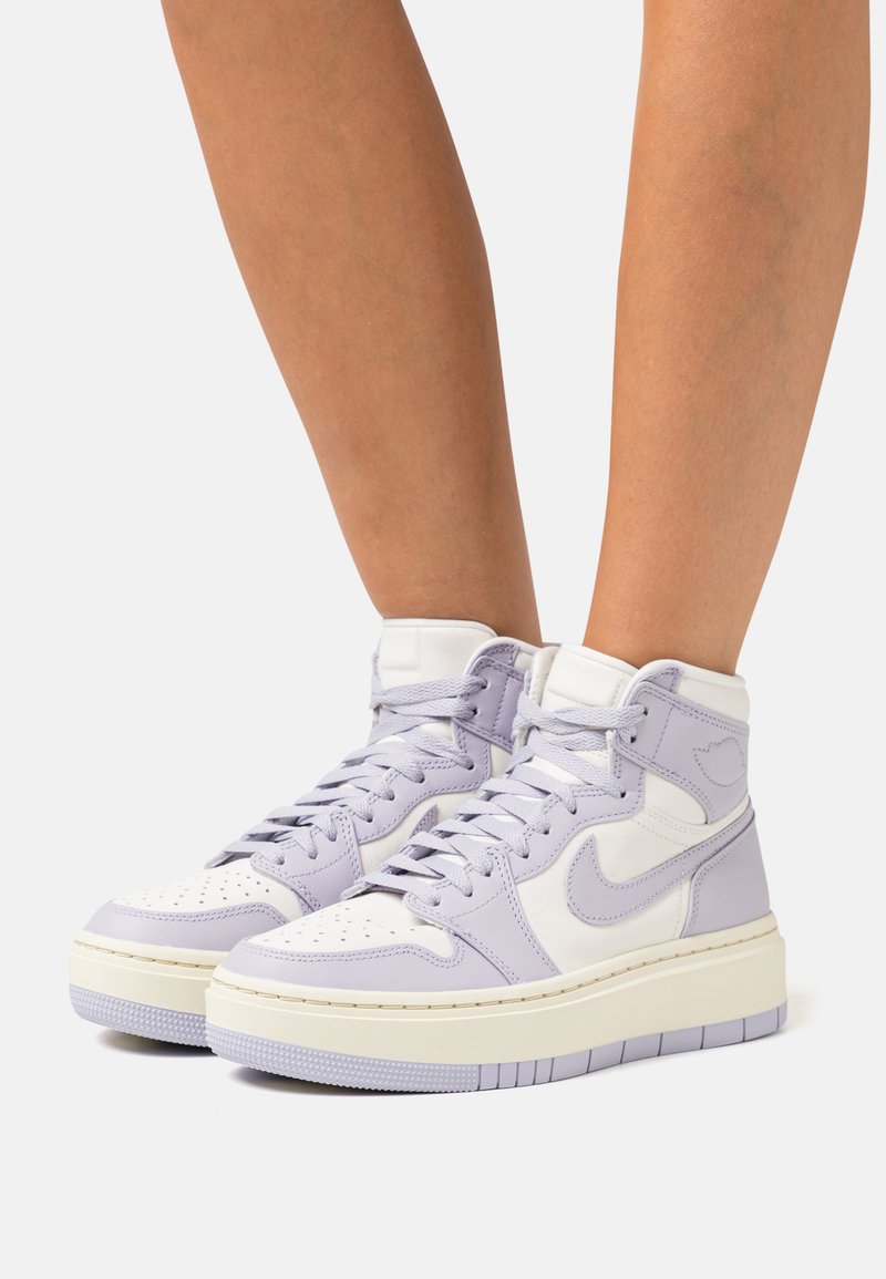 Jordan AIR JORDAN 1 ELEVATE Sneakers hoog sail/titanium/coconut