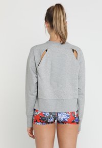Nike Performance Sweatshirt - grey