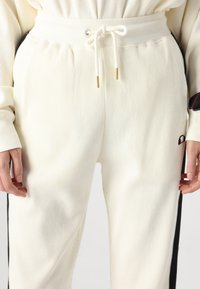 Ellesse CHARON - Treningo apatinė dalis - off white