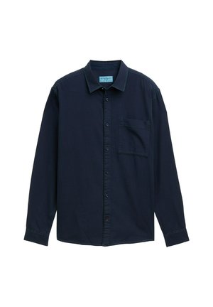 Camicia a maniche lunghe blu navy con colletto button-down, tasca frontale e una texture liscia. Presenta una tasca sul petto e chiusure a bottone.