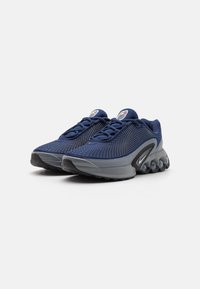 Nike Sportswear AIR MAX DN - Tenisky - midnight navy/white/cool grey/black