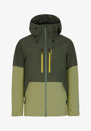 Grüne und hellgrüne wasserdichte Jacke mit Kapuze, mit Reißverschluss versehenen Brusttaschen und verstellbaren Bündchen; verfügt über Belüftungslöcher in der Nähe des Kragens.