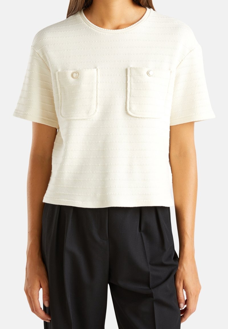 United Colors of Benetton T-shirt med print - white