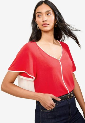 Friends Like These Basic T-shirt - red