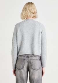 Vero Moda VMBOOM NECK BUTTON CARDIGAN  - Cardigan - light grey melange