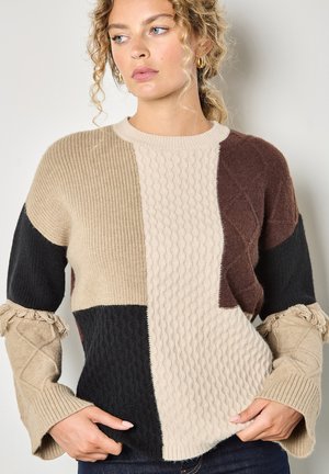 CABLE PATCHWORK - Maglione - brown